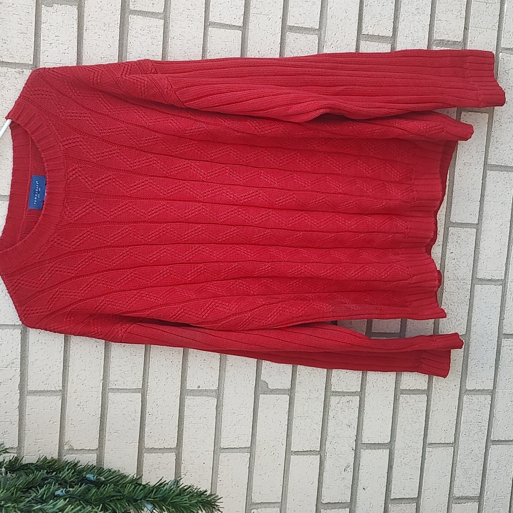 Red Sweater - Picture 2 of 9